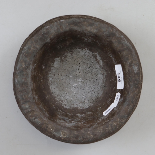 146 - Meso American artifact - Molcajete traditional Mexican mortar and pestle - Approx H: 10cm D: 20cm