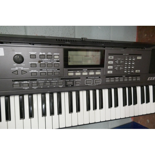 323 - Roland EXR35 keyboard/interactive arranger with built in speakers