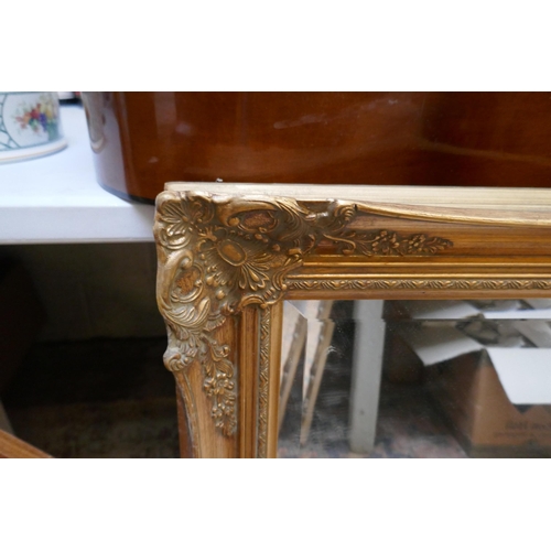 475 - Large ornate gilt framed mirror