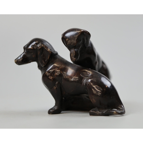 90 - Small bronze dog figurine