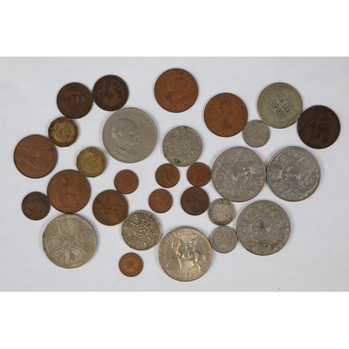 101 - Collection of pre decimal coins to include 6 Winston Churchill farthings to crowns