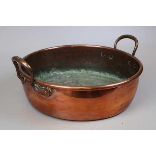 141 - Heavy French copper pan