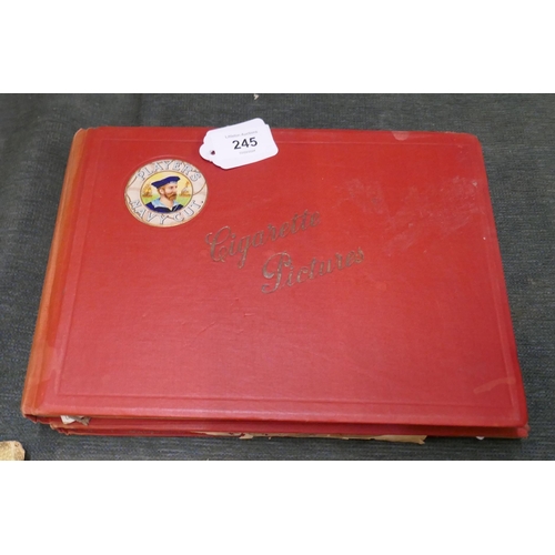 245 - 2 Players cigarette albums