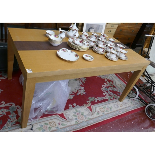 326 - Contemporary dining table