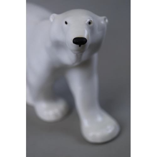 157 - USSR pre 1950 large standing polar bear - Approx height: 25cm