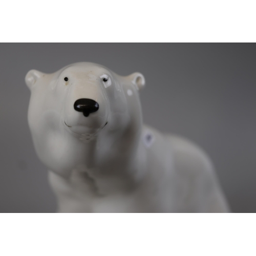 159 - USSR pre 1950 sitting polar bear - Approx height: 27cm