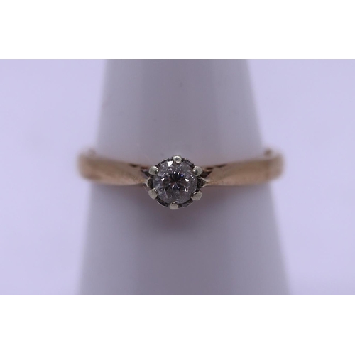 18 - 9ct gold diamond solitaire ring - Size O
