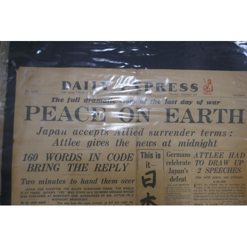 214 - Collection of old newspapers with important wartime headlines