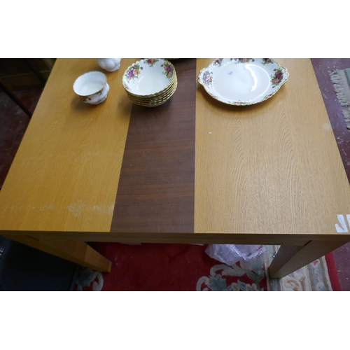 326 - Contemporary dining table