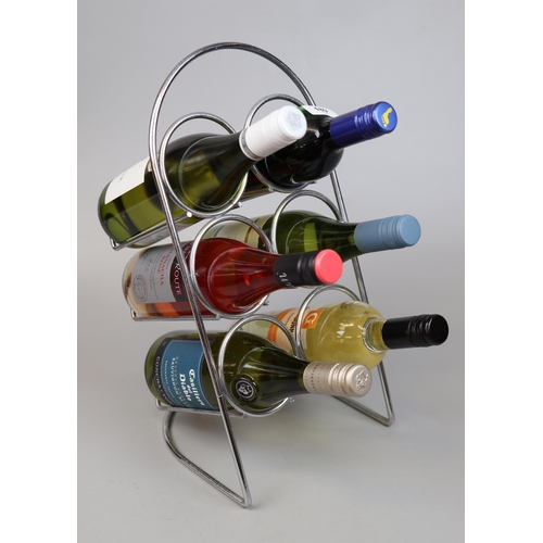 189 - 6 bottles of wine in wine rack