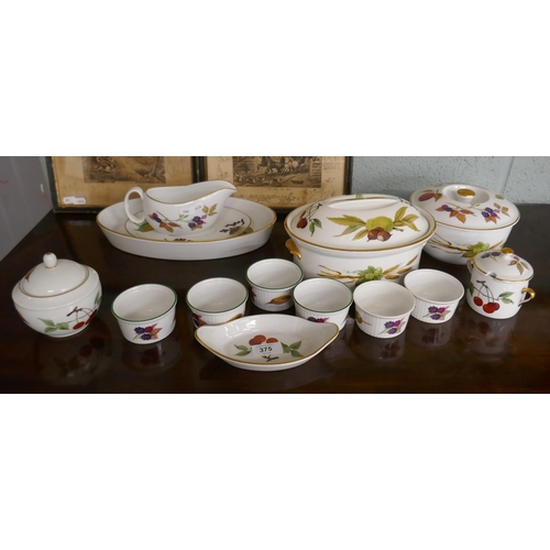 375 - Collection of Royal Worcester - Evesham pattern