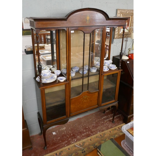 386 - Hall unit with mirror - Approx size: W: 138cm D: 36cm H: 195cm