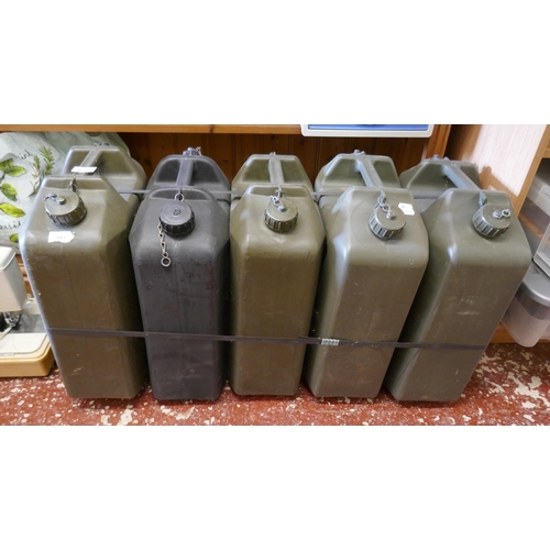 415 - 5 ex-military water containers