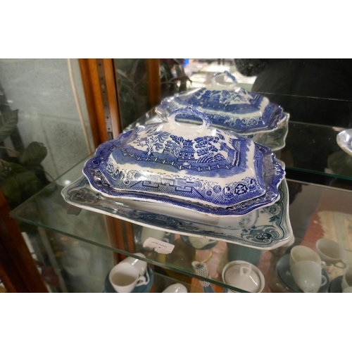 259 - 3 piece of blue and white china to include Elkin Knight and Co.