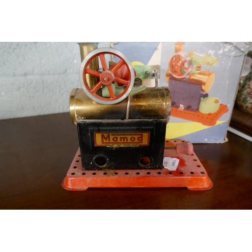 275 - Mamod MM2 Stationary steam engine