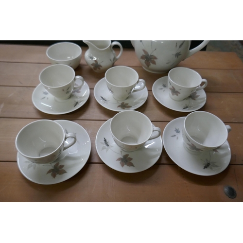 281 - Royal Doulton tea set - Tumbling Leaves