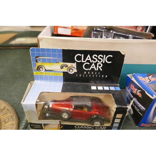 332 - Collection of model cars