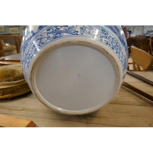 348 - Large blue and white Oriental style plant pot