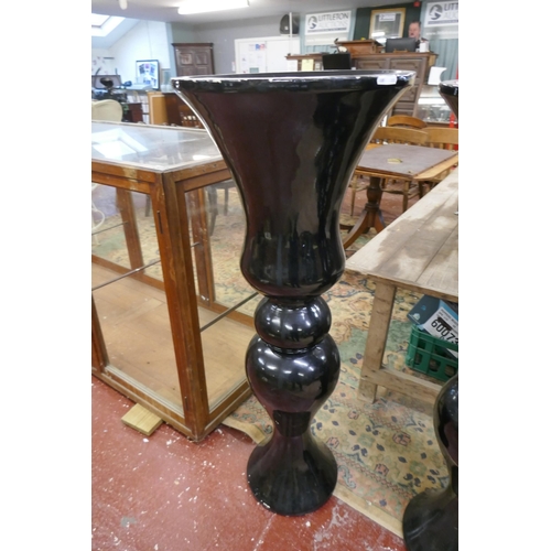 355 - Pair of floor standing contemporary urns - Approx height: 124cm