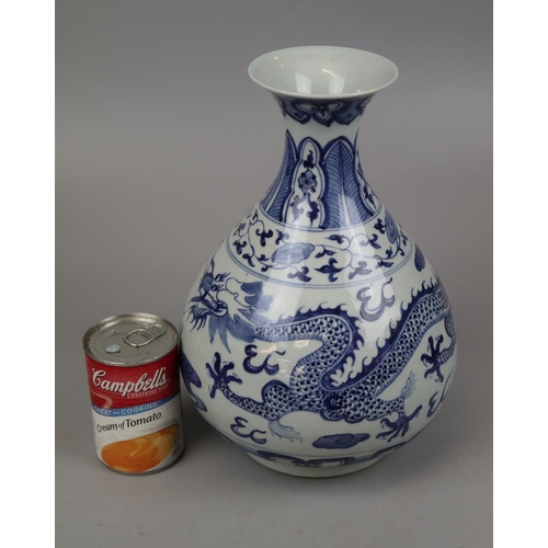 184 - Chinese blue & white dragon vase - no reserve - Approx height 29cm