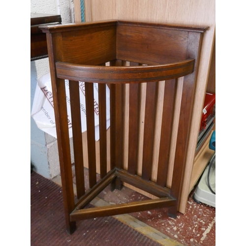 384 - Oak corner stick/umbrella stand