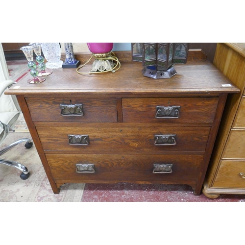 462 - Antique oak chest of 2 over 2 drawers - Approx W: 107cm  D: 45cm  H: 85cm