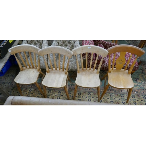 544 - 4 kitchen chairs