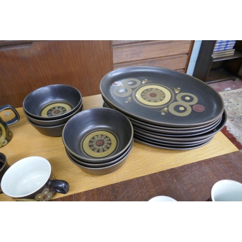 359 - Set of rare Denby Green Arabesque