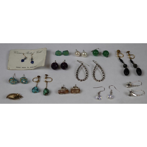 81 - Collection of earrings to injclude 9ct gold and silver