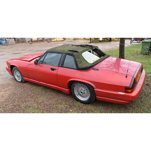 12 - 1985 Jaguar XJSC V12 convertible - Spares or repairs