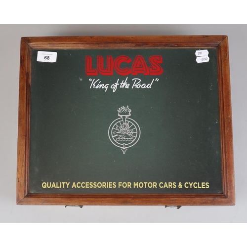 68 - Lucas King of the Road counter top display cabinet - Approx W: 41cm H: 33cm D: 15cm