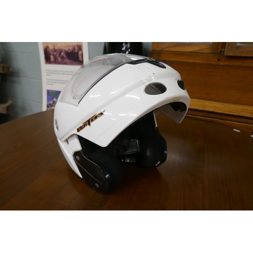 125 - Lazer motorcycle helmet