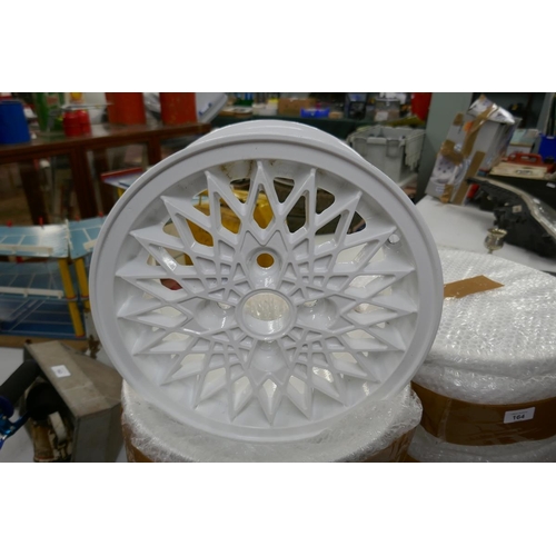 164 - 5 x white wheel rims with 3