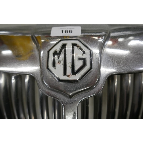 166 - MG A MkII grille