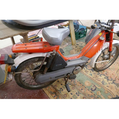 183 - 1988 Honda Camino moped