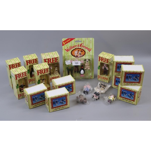 123 - Collection of boxed Wallace and Gromit figures