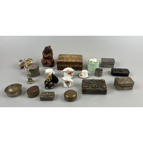 148 - Collectables to include trinket boxes and perfume bottles