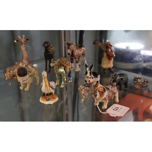 173 - Collection of small animal figurines to include trinket boxes