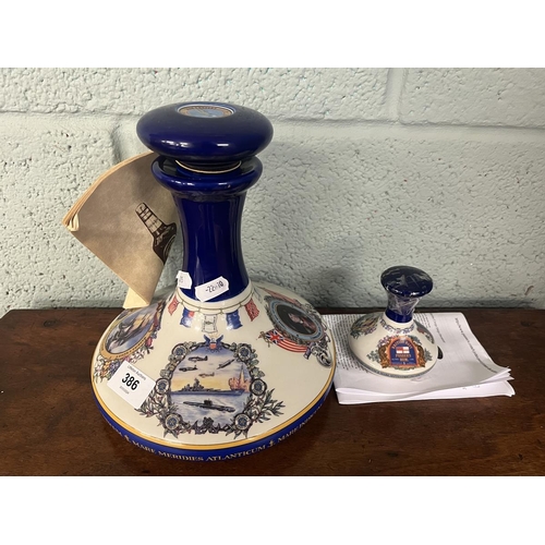 386 - Large Pusser's rum US Navy and Marine Corps ships decanter together with a small Pusser's rum decant... 