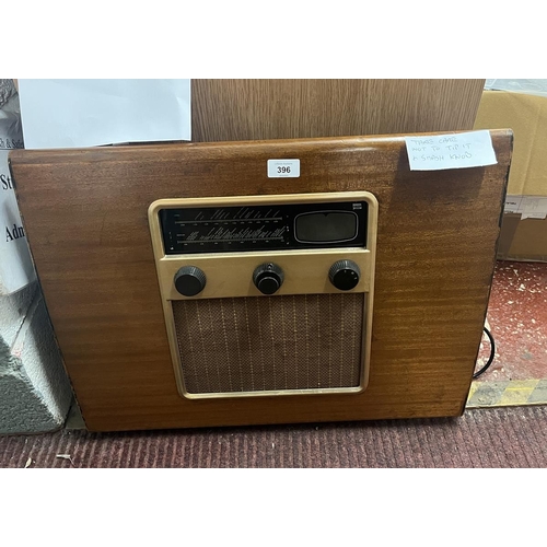 396 - 1946 Murphy valve radio in working order