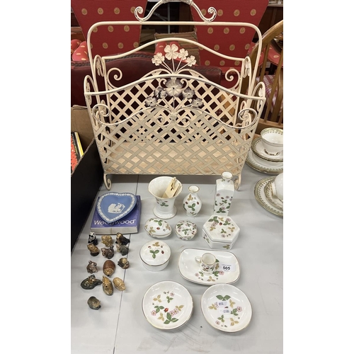 505 - Wedgwood Wild Strawberries togther with Wade Wimsies magazine rack etc
