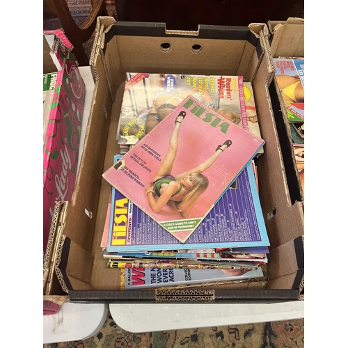 507 - Adult glamour magazines - Approx. 53 magazines