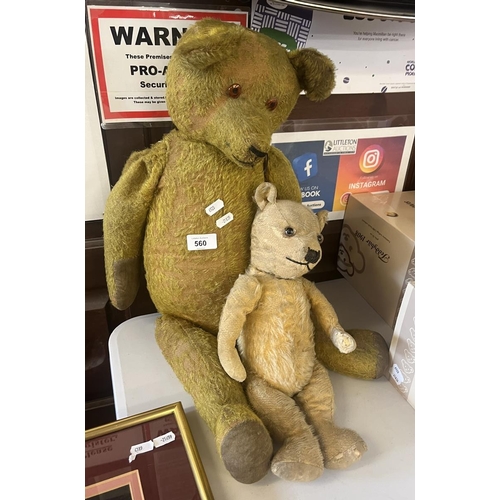 560 - 2 antique teddy bears with articulated limbs