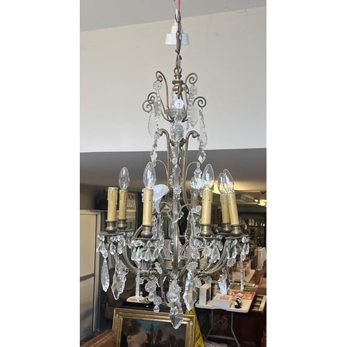 590 - Chandelier with glass droppers