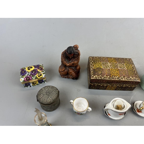 148 - Collectables to include trinket boxes and perfume bottles
