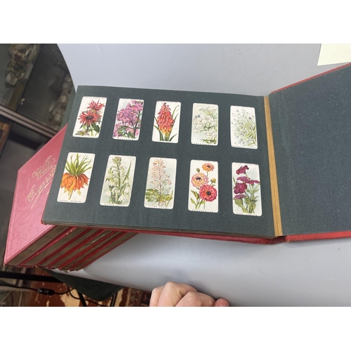 289 - 7 well populated Wills cigarette albums