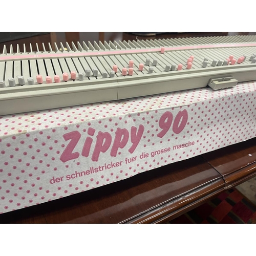 392 - Knitmaster Zippy 90 knitting machine in box