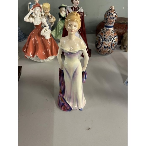 447 - Collection of Royal Worcester figurines together with Lladro etc