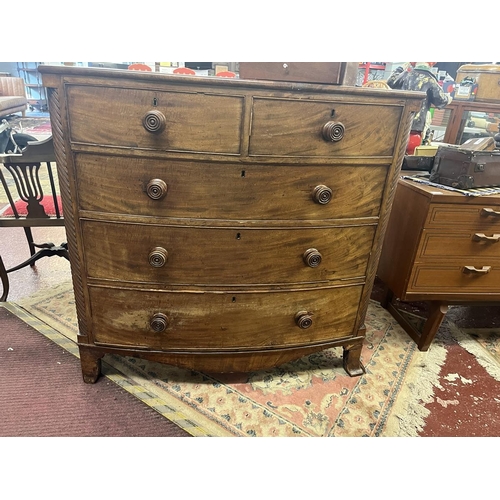 459 - Victorian mahogany 2 over 3 bow front chest of drawers - Approx size: W: 108cm D: 54cm H: 106cm