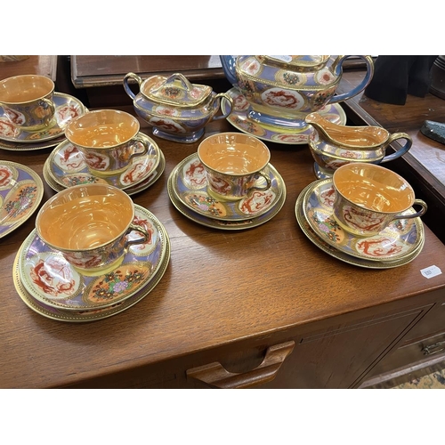 463 - Antique Japanese tea service